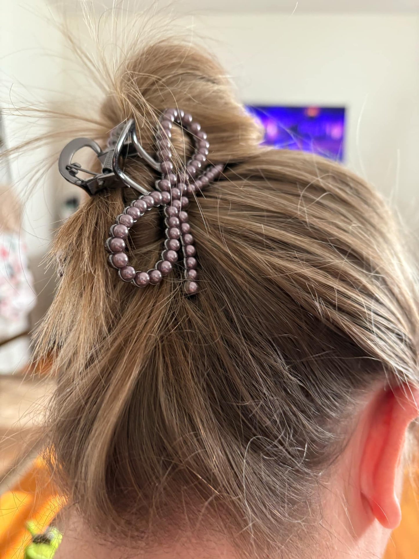 Navajo Pearl Bow Hair Clip